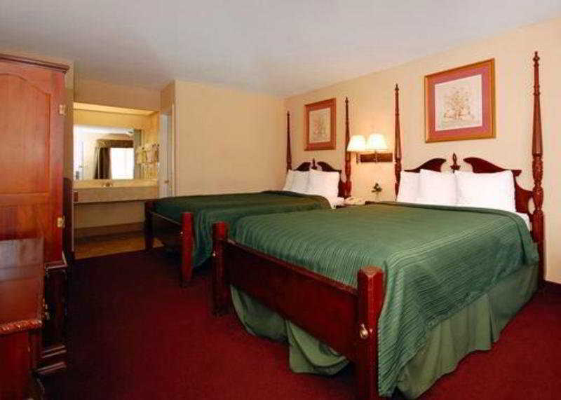 Rodeway Inn Augusta Quarto foto